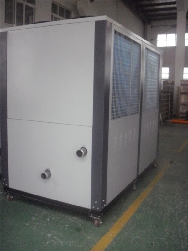 山東冷水機(jī)廠家，低溫冷水機(jī)，螺桿式冷水機(jī)